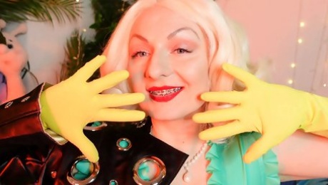 Sexually Blond Milf - Blogger Arya - Teasing With Yellow Latex Household Gloves (Fetish)