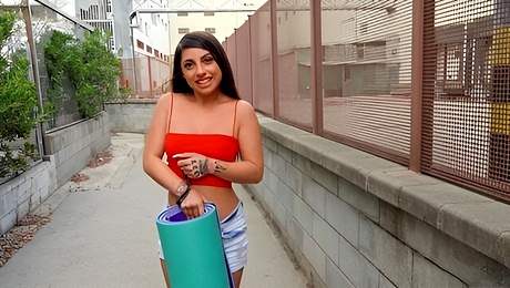 Big-boobed babe Roma Amor jumps on a long penis by the fence