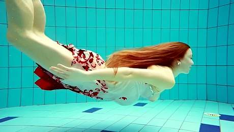 Stunner puss hairy pussy sex Underwater Show